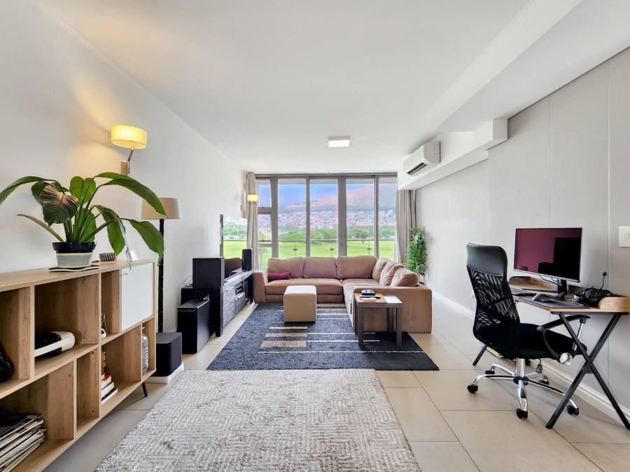 To Let 2 Bedroom Property for Rent in Mouille Point Western Cape